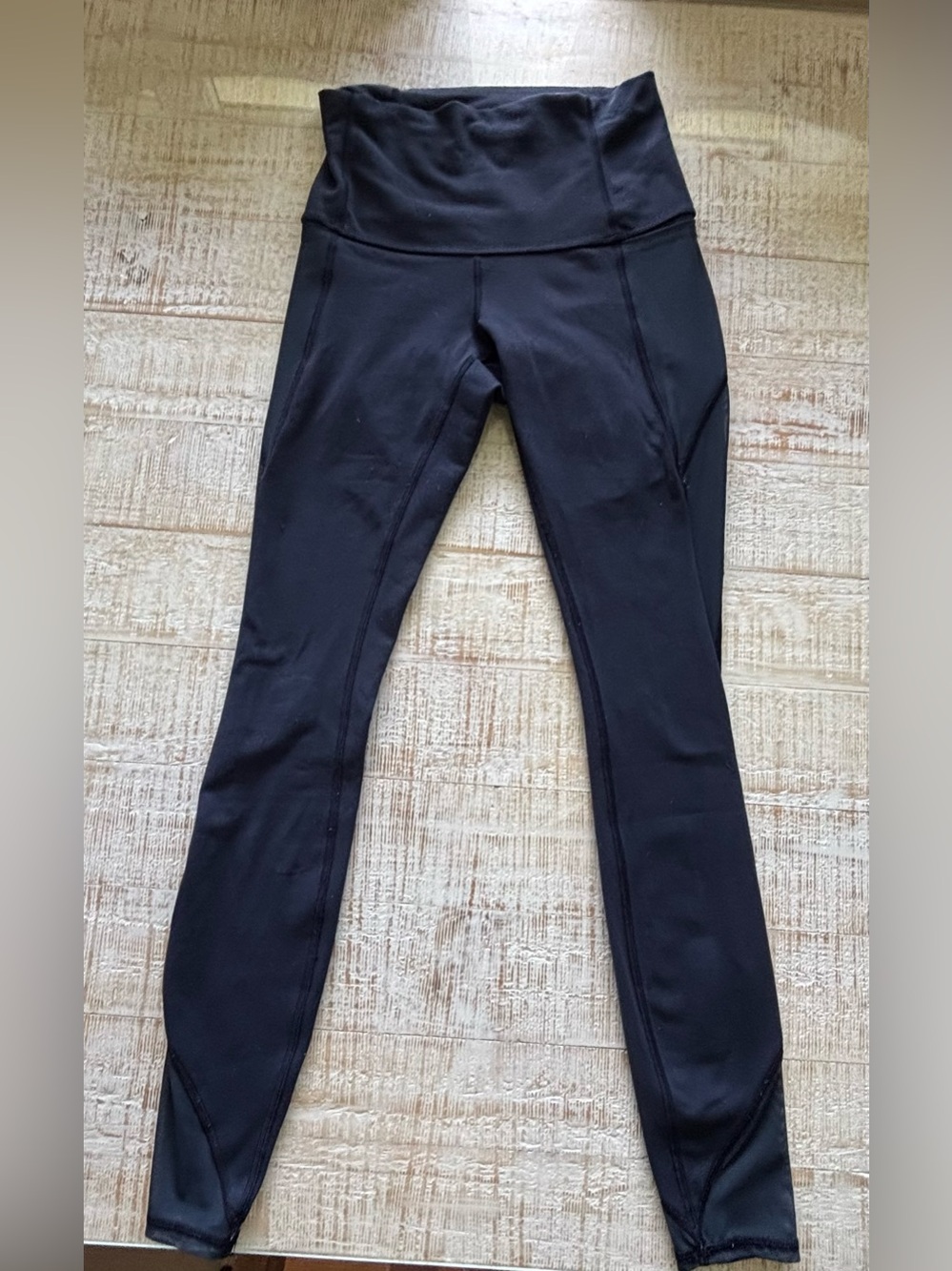 Lululemon wonder unders navy size 4 (high waisted 27in inseam
